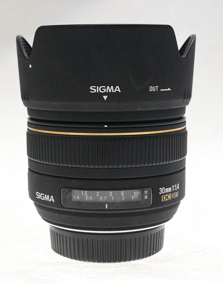 Объектив Sigma (Nikon) AF 30mm f/1.4 DC EX HSM б/у