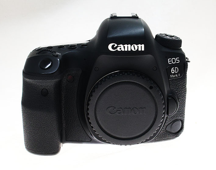 Фотоаппарат Canon EOS 6D Mark II Body б/у 2