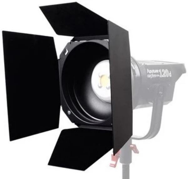 ������ Aputure Barn Doors