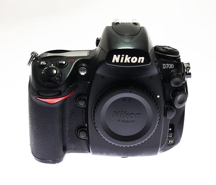 ����������� Nikon D700 body �/�