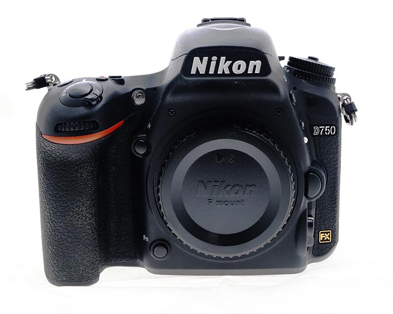 ����������� Nikon D750 body �/�