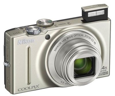 ����������� Nikon Coolpix S8200 �������