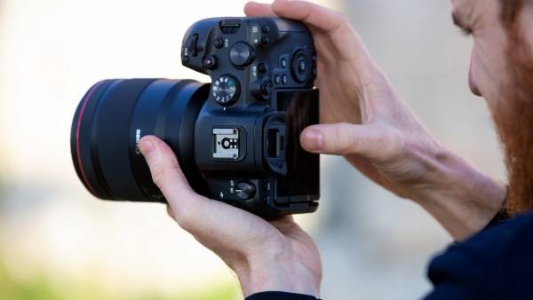 Камера Canon EOS R6 описание